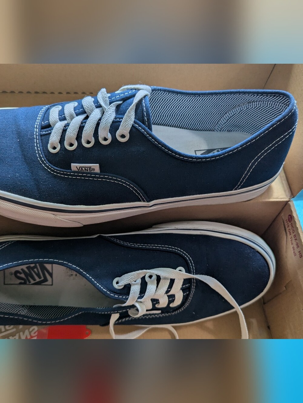 NEW Vans Classic Low-Top Sneakers — Navy & White - Picture 4 of 6